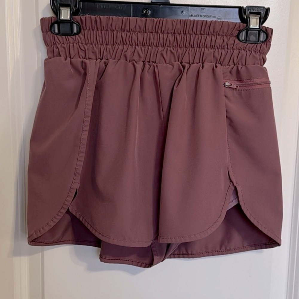 Blooming Jelly Size Small Running Shorts